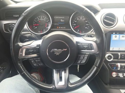 Used 2019 Ford Mustang Premium RWD image 39