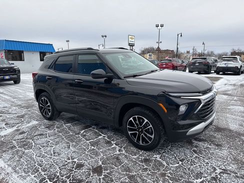 Used 2024 Chevrolet TrailBlazer LT image 5
