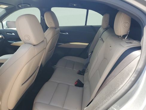 Used 2025 Cadillac XT4 Premium Luxury FWD image 10