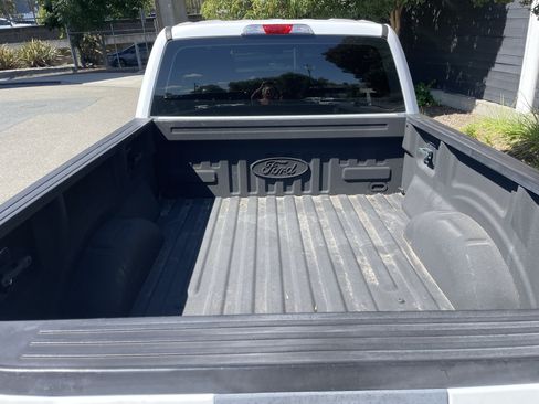 Used 2016 Ford F150 XL w/ Equipment Group 101A Mid AWD/4WD image 13