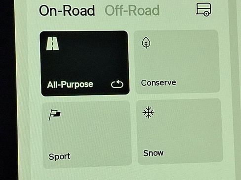 Used 2022 Rivian R1T Adventure image 26