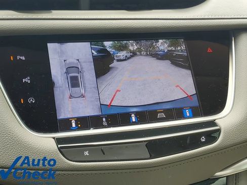 Certified 2024 Cadillac XT5 Premium Luxury w/ Technology Package FWD image 27