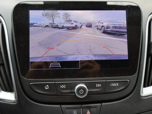 Used 2024 Chevrolet Malibu LS FWD image 26