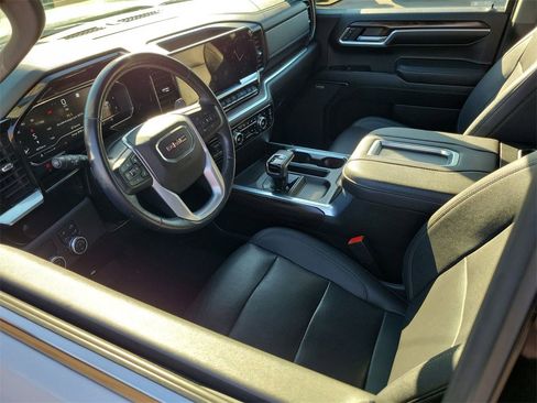 Certified 2022 GMC Sierra 1500 SLT w/ SLT Premium Plus Package image 10