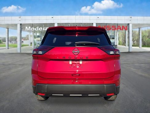 New 2026 Nissan Rogue Dark Armor FWD image 4