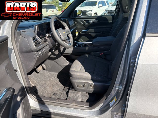 New 2027 Chevrolet Traverse LT w/ Driver Confidence Package AWD/4WD image 12