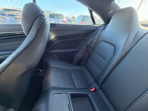 Used 2015 Mercedes-Benz E 400 4MATIC Coupe image 12