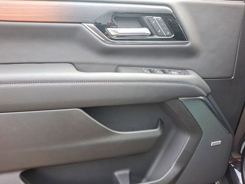 New 2026 GMC Yukon XL Denali w/ Sun & Power Step Package image 7