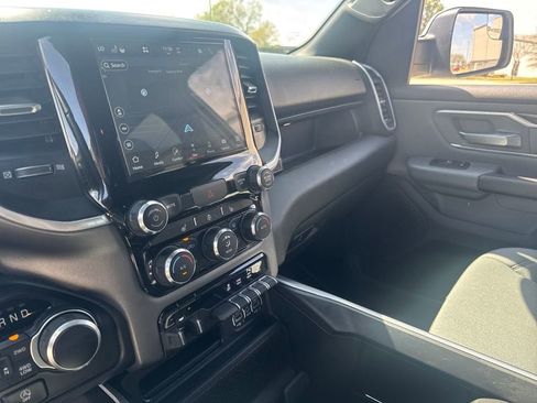 Used 2023 RAM 1500 Big Horn AWD/4WD image 23