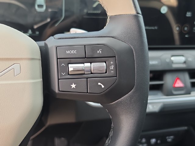 New 2026 Kia K4 GT-Line w/ GT-Line Premium Package FWD image 19