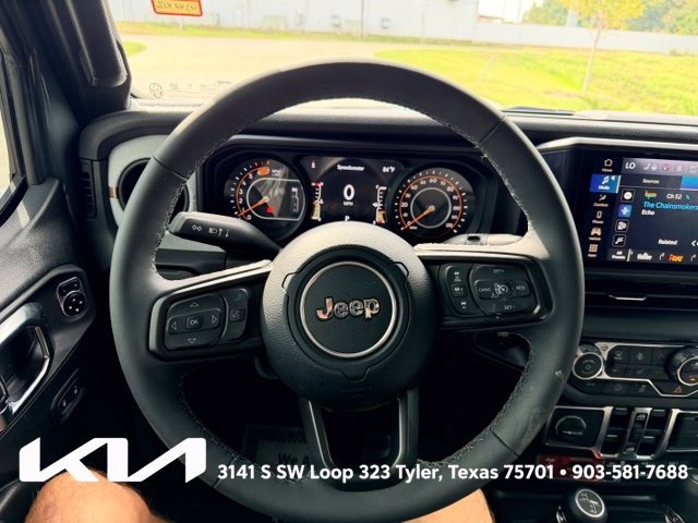 Used 2025 Jeep Wrangler Unlimited Sport AWD/4WD image 17