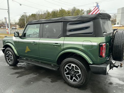 Used 2022 Ford Bronco Outer Banks AWD/4WD image 5