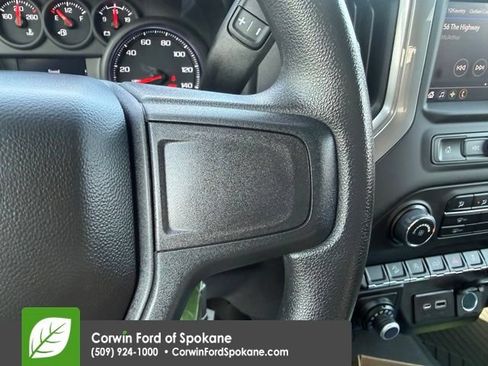Used 2022 Chevrolet Silverado 1500 Custom Trail Boss AWD/4WD image 22
