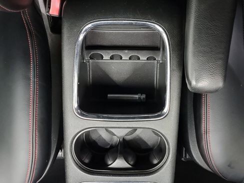 Used 2017 Dodge Grand Caravan GT FWD image 28