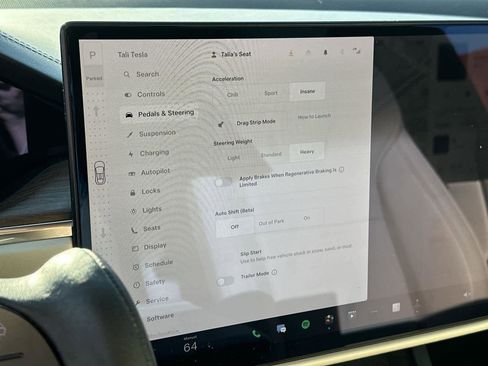 Used 2022 Tesla Model X image 27