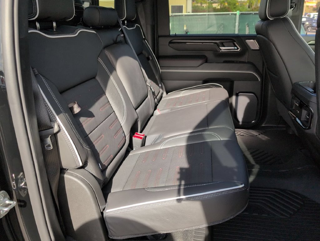 New 2026 GMC Sierra 2500 AT4X w/ AT4X AEV Edition AWD/4WD image 28