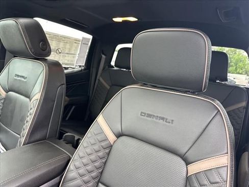 New 2026 GMC Canyon Denali AWD/4WD image 28