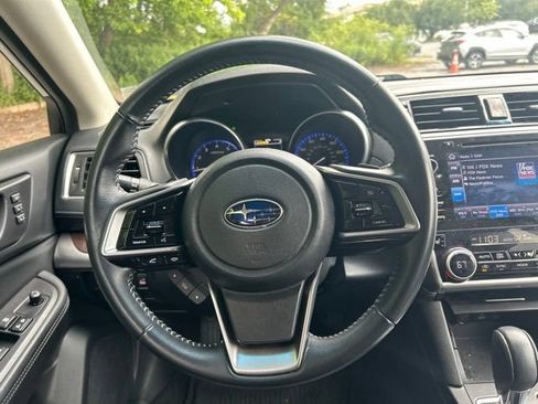 Used 2018 Subaru Outback 2.5i Limited AWD/4WD image 14