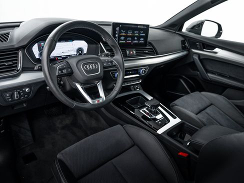 Used 2023 Audi Q5 e Prestige w/ Prestige Package AWD/4WD image 10