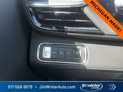 New 2025 Buick Enclave Preferred w/ Power Package image 31