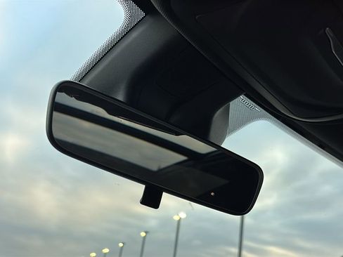 Used 2025 Jeep Grand Cherokee Limited w/ Black Appearance Package image 24