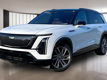 New 2027 Cadillac Vistiq Sport w/ LPO, Floor Liner Package