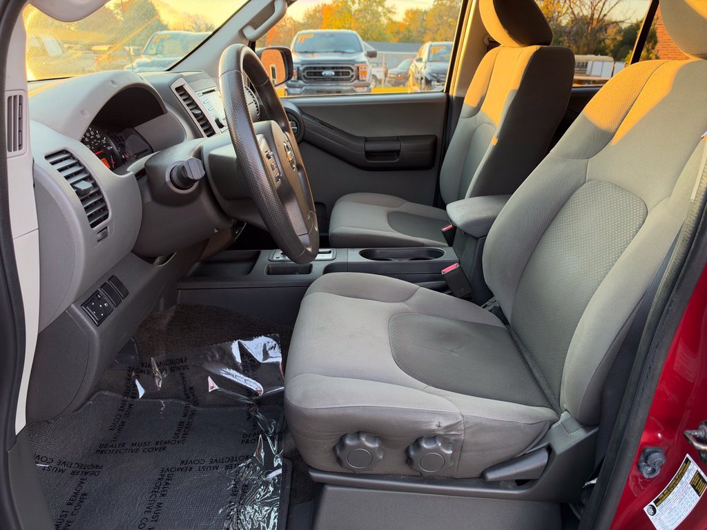 Used 2014 Nissan Xterra S AWD/4WD image 18