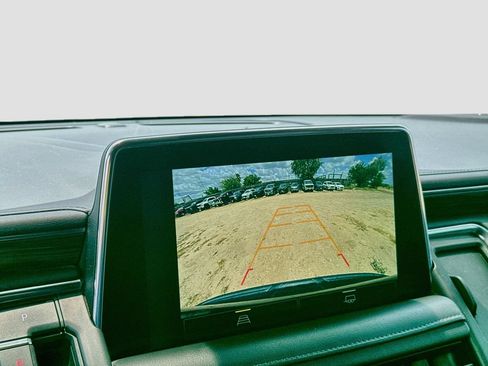 Used 2023 Chevrolet Tahoe Z71 AWD/4WD image 17