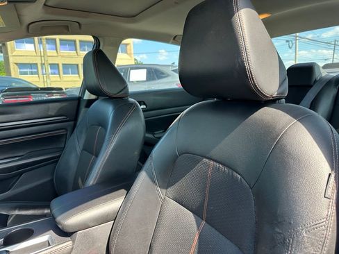 Used 2019 Nissan Altima 2.5 SR w/ SR Premium Package FWD image 14