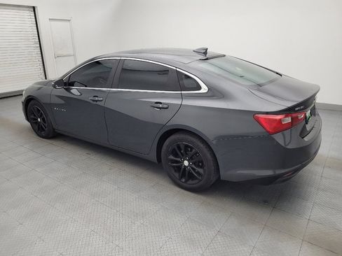 Used 2017 Chevrolet Malibu LT FWD image 3