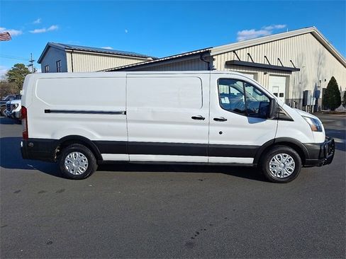 Used 2019 Ford Transit 250 148 Low Roof image 9