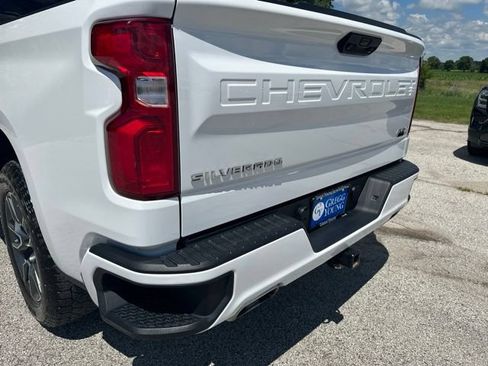 Used 2023 Chevrolet Silverado 1500 RST AWD/4WD image 16