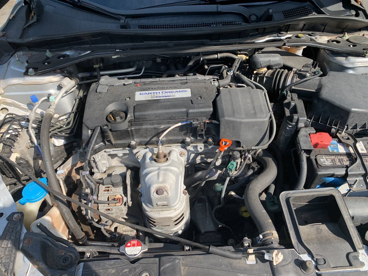 Used 2015 Honda Accord Sport image 18