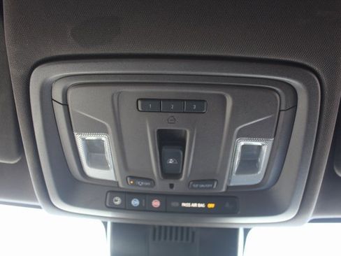 Used 2024 GMC Sierra 1500 Denali image 42