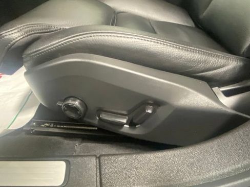 Used 2024 Volvo S60 B5 Ultimate w/ Climate Package AWD/4WD image 12