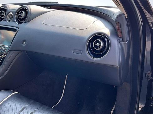 Used 2018 Jaguar XJ R-Sport RWD image 26