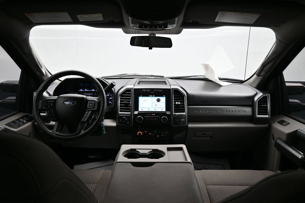 Used 2018 Ford F250 XLT w/ XLT Premium Package AWD/4WD image 15