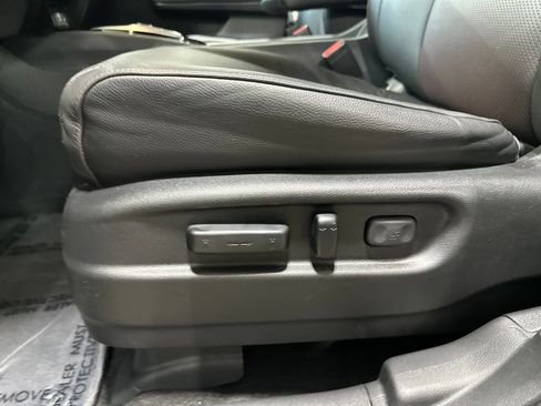 Used 2023 Honda Ridgeline Black Edition image 12