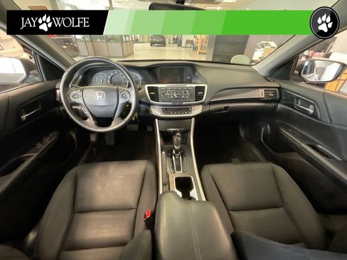Used 2014 Honda Accord Sport image 8