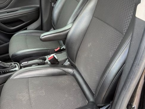 Used 2019 Buick Encore Preferred w/ Safety Package AWD/4WD image 9