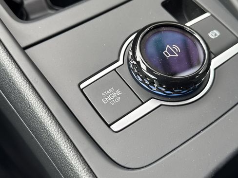 New 2026 Volkswagen Tiguan S image 29