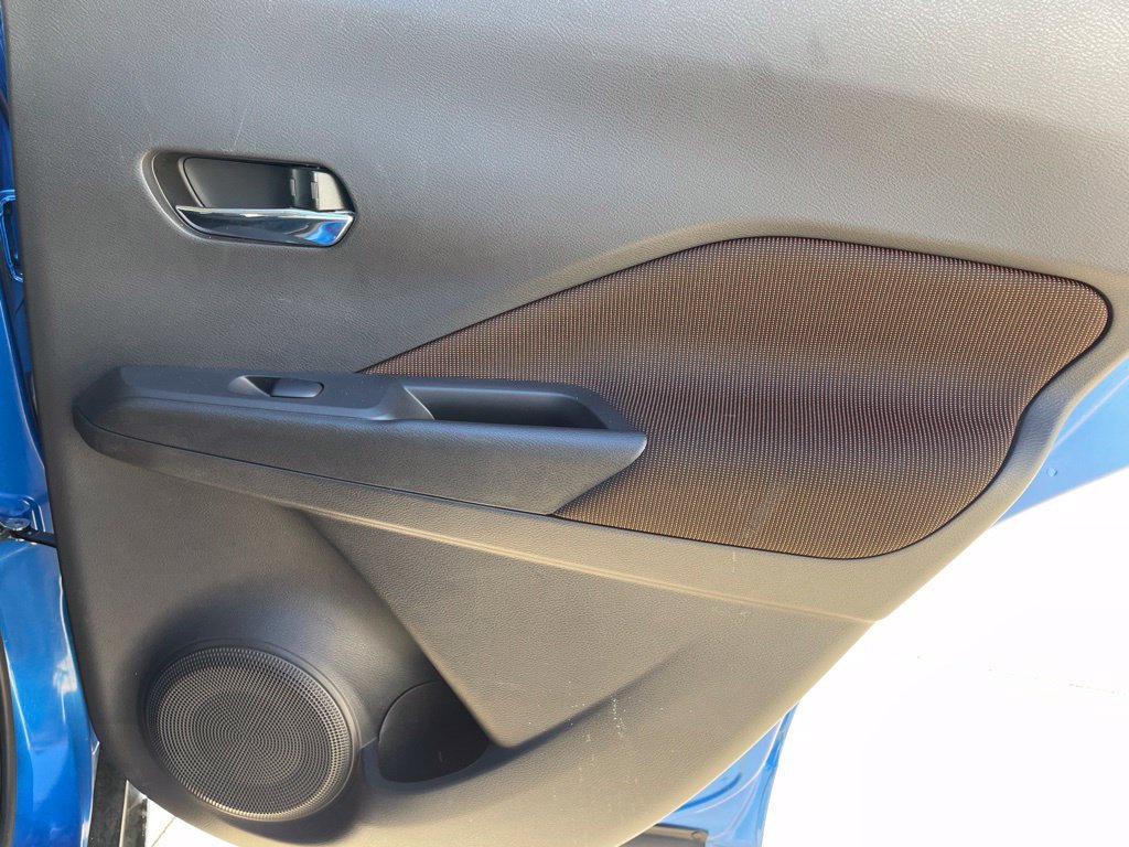 Used 2021 Nissan Kicks SR FWD image 24