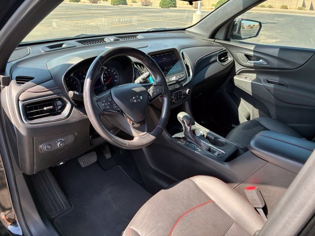 Used 2022 Chevrolet Equinox RS w/ RS Leather Package FWD image 10