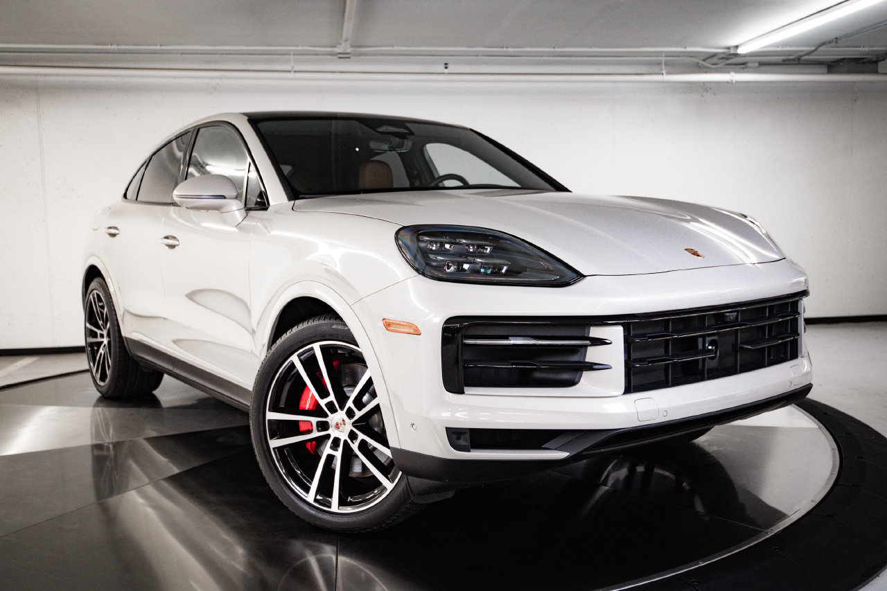 Certified 2026 Porsche Cayenne S AWD/4WD image 9