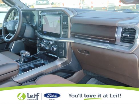Used 2024 Ford F150 King Ranch w/ FX4 Off-Road Package image 38