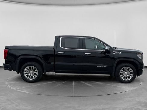 Used 2023 GMC Sierra 1500 Denali AWD/4WD image 2
