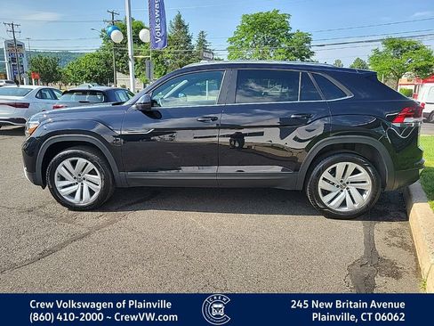 Certified 2023 Volkswagen Atlas Cross Sport SE w/ Panoramic Sunroof Package AWD/4WD image 25