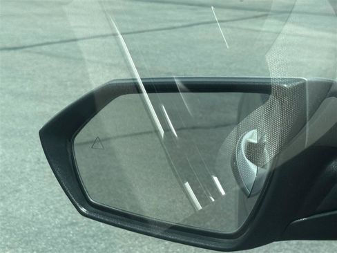 Used 2022 Hyundai Elantra SEL FWD image 23