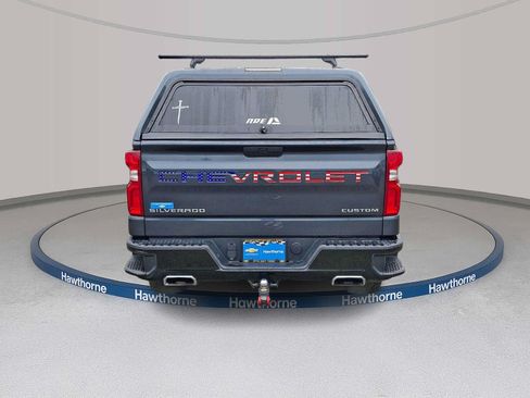 Used 2020 Chevrolet Silverado 1500 Custom Trail Boss w/ Custom Convenience Package AWD/4WD image 4
