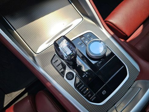Used 2022 BMW X6 xDrive40i AWD/4WD image 24